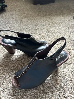 Sanita Black Leather Open-Toe Slingback Heels with Contrast Stitching
